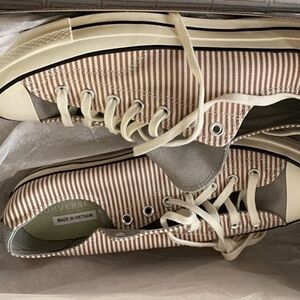 Converse All Star Chuck Taylor Red Stripe Low Top